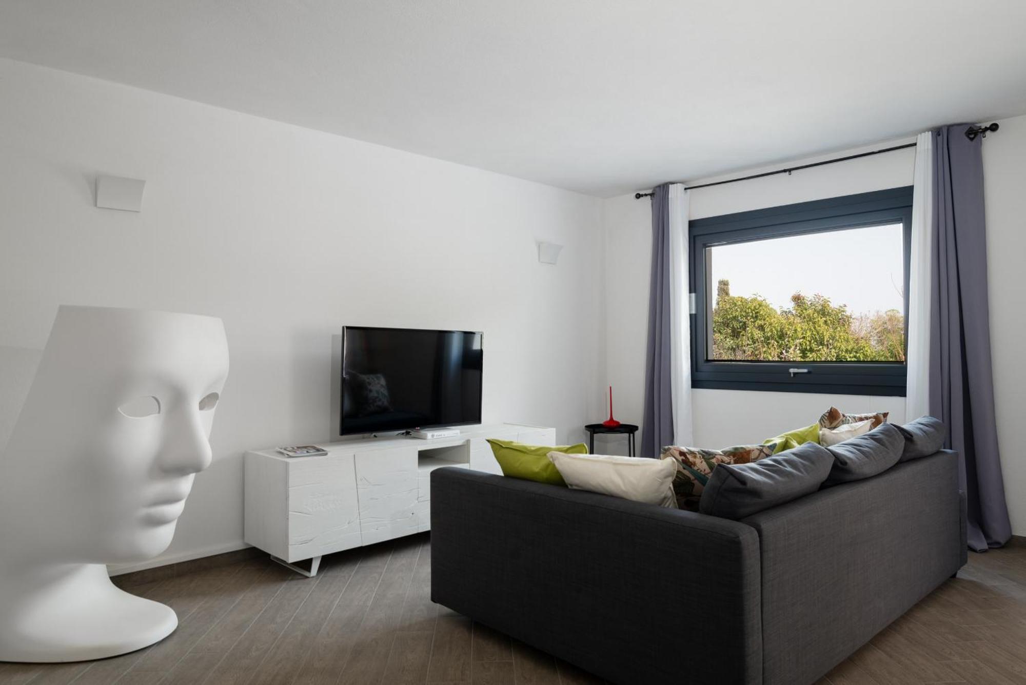 Wlofts 11, 12 & 14 By Klodge ออลเบีย ภายนอก รูปภาพ