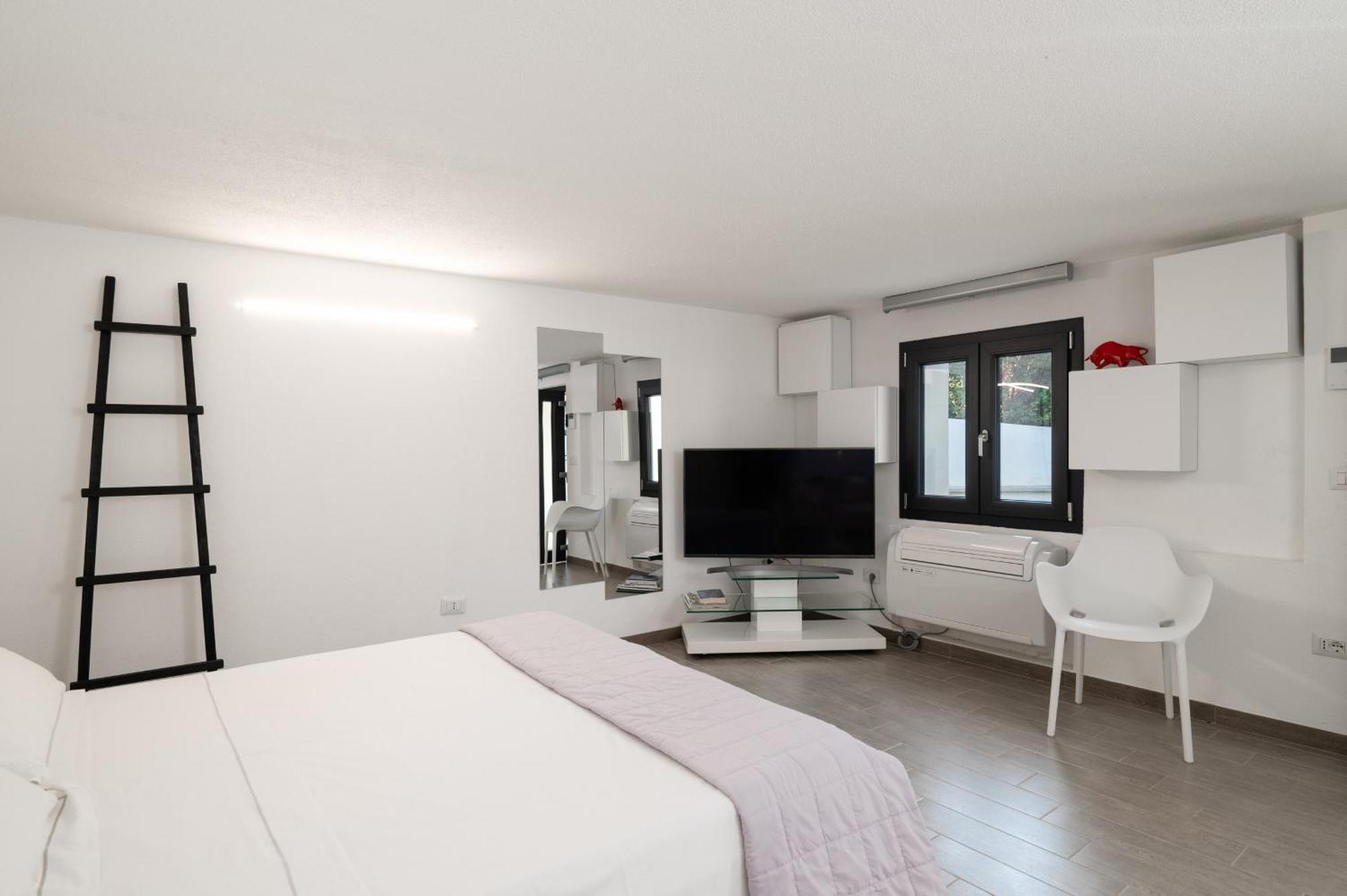 Wlofts 11, 12 & 14 By Klodge ออลเบีย ภายนอก รูปภาพ